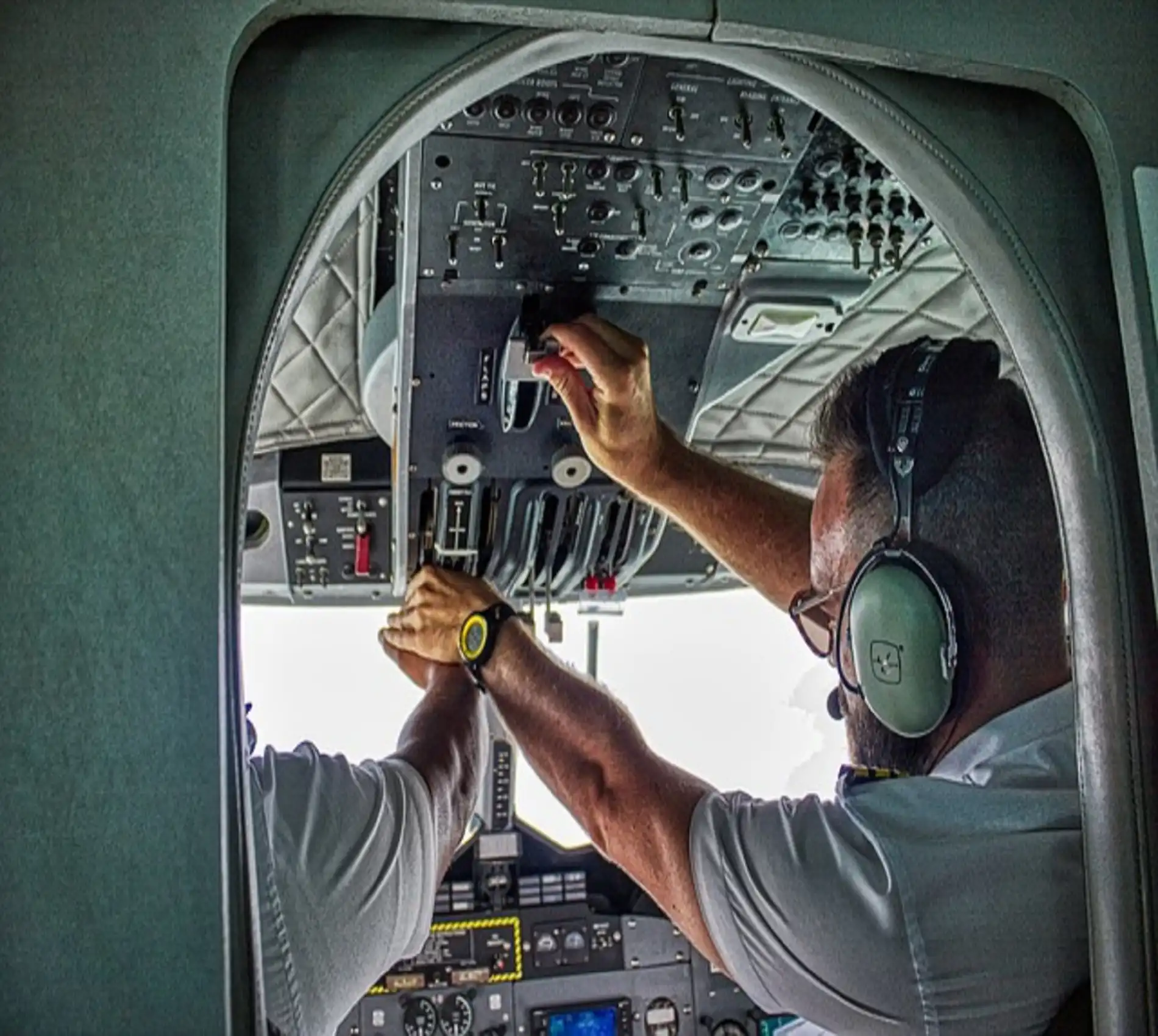 LoL-Versicherung wichtig, Pilot, Cockpitpersonal, Loss of Lisence Versicherung, Pilotenversicheurng, Flugunfähigkeitsversicherung, Fluguntauglichkeitsversicherung, Co-Pilot, Flugkapitän